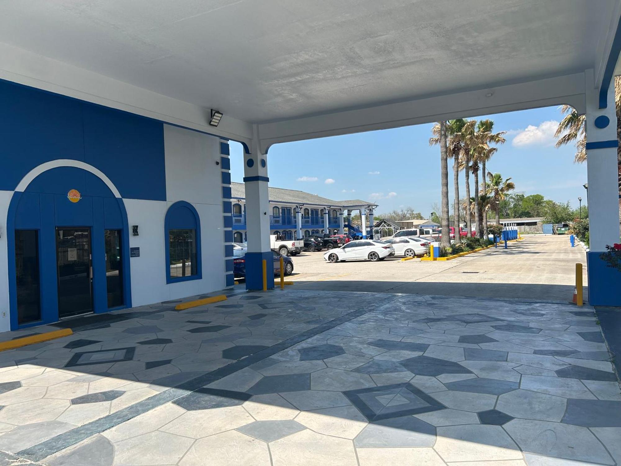 Sunrise Inn & Suites 채널뷰 외부 사진